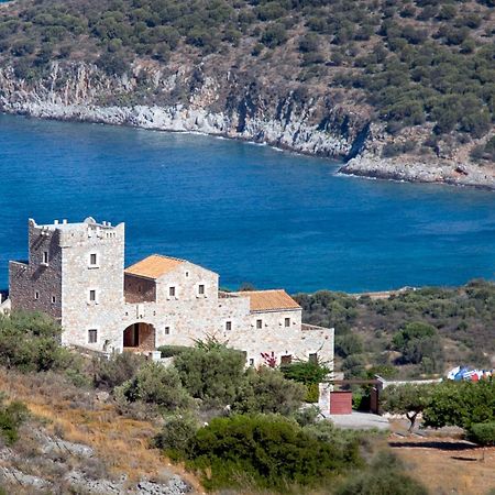 Focalion Castle Luxury Suites Pyrgos Dirou ภายนอก รูปภาพ