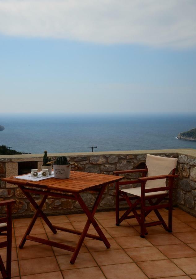 Focalion Castle Luxury Suites Pyrgos Dirou ภายนอก รูปภาพ