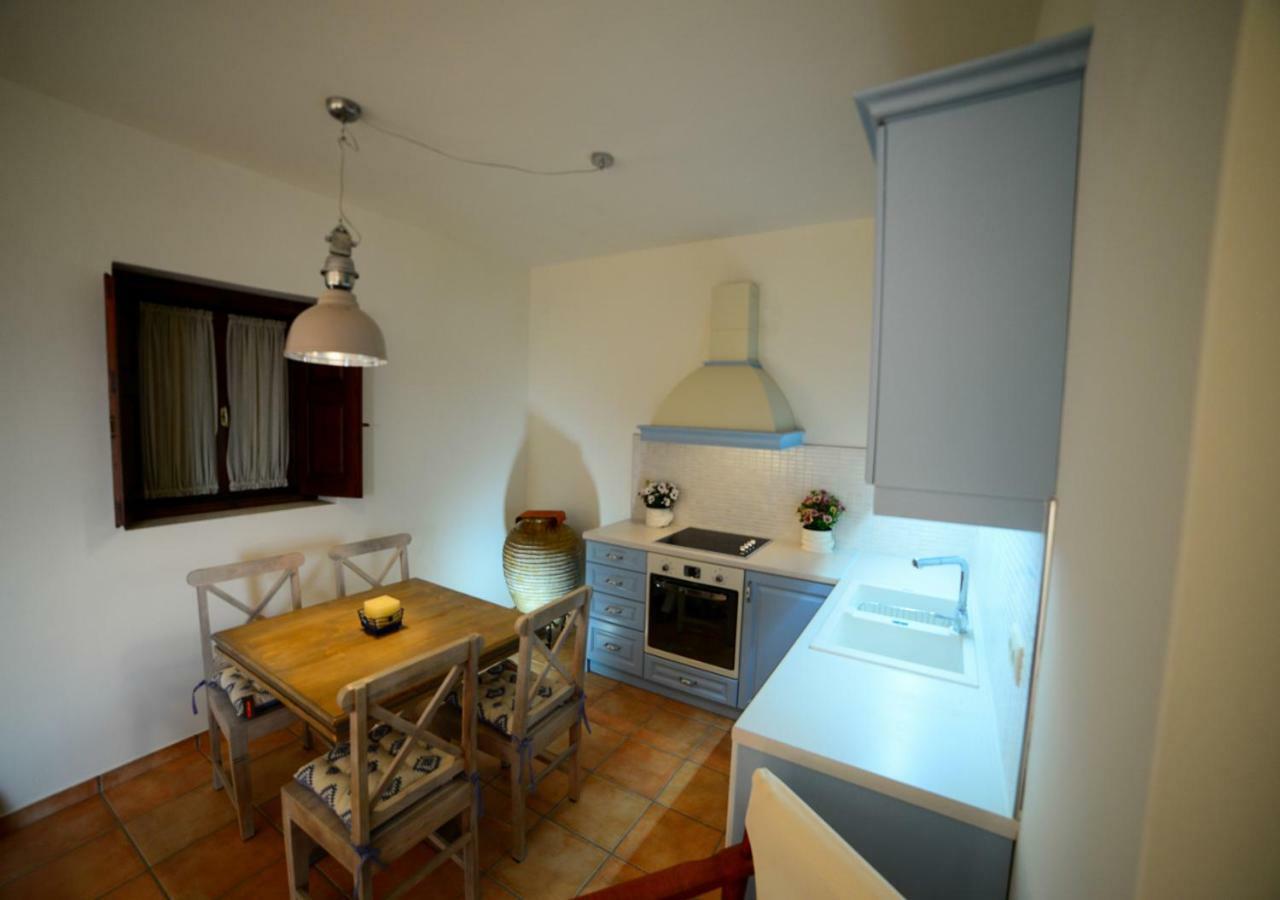 Focalion Castle Luxury Suites Pyrgos Dirou ภายนอก รูปภาพ